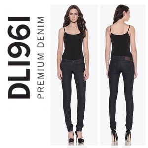 DL1961 Nicole Ultra Skinny Jeans 26 Like New